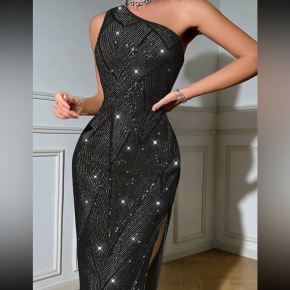 Luxe one shoulder party formal evening dress - Picture 5 of 5